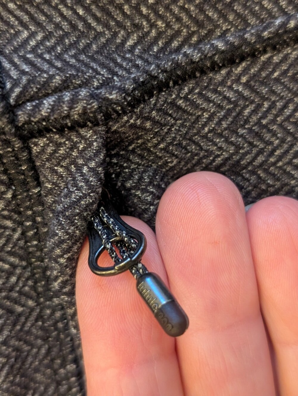 Lululemon Herringbone Heather Gray Active Quarter-Zip Pullover - Picture 6 of 17